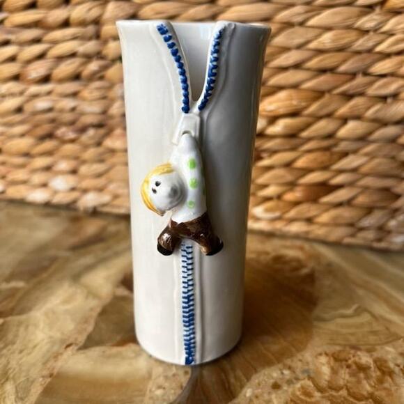Fitz & Floyd Zippered Bud Vase - Picture 1 of 5